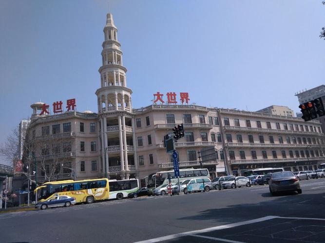 大世界路口还可以掉头吗?上海大世界停车收费-图2 大世界路口还可以掉头吗?上海大世界停车收费-图2