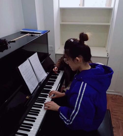学前教育要有艺术基础吗?青岛钢琴课收费标准-图2 学前教育要有艺术基础吗?青岛钢琴课收费标准-图2