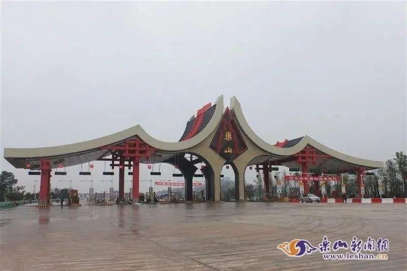 合川去重庆的老路有收费站吗?合川收费站夜景图-图2 合川去重庆的老路有收费站吗?合川收费站夜景图-图2