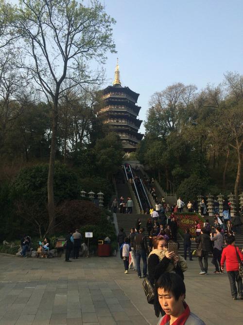 杭州西湖自驾游攻略?雷峰塔附近停车场收费-图2 杭州西湖自驾游攻略?雷峰塔附近停车场收费-图2