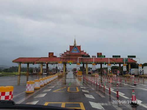 大理到芒市路程多远，自驾车要走多少时间？芒市收费站图片