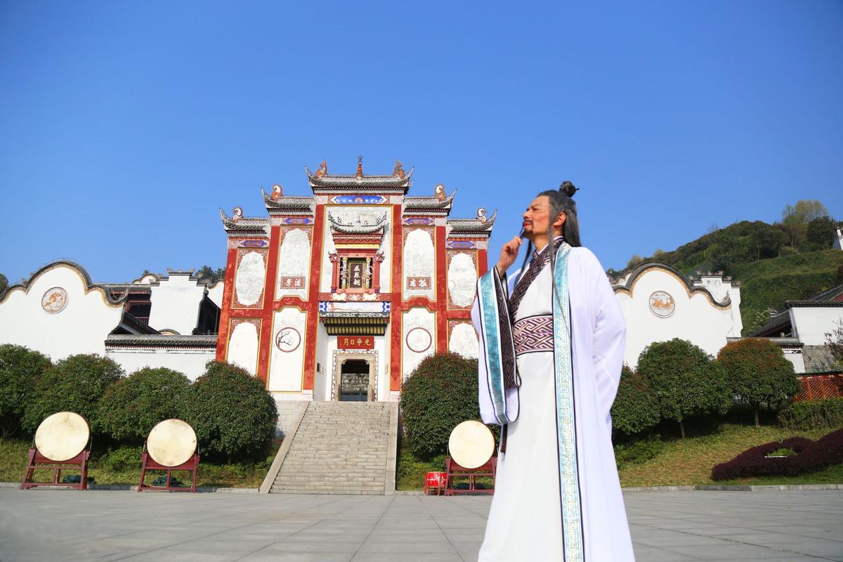 屈原祠里面的祠堂都叫什么名字?屈原祠收费-图2 屈原祠里面的祠堂都叫什么名字?屈原祠收费-图2