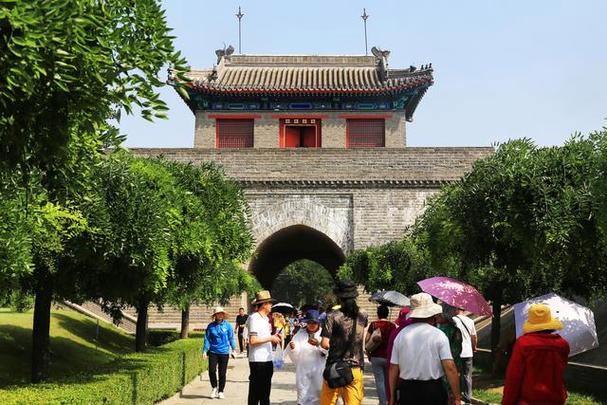山海关景区哪个门进方便?山海关景区停车收费么-图3 山海关景区哪个门进方便?山海关景区停车收费么-图3