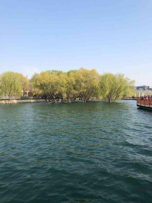我是河北邯郸的，周六日想出去旅游两天，去哪比较好？溢泉湖烧烤收费吗
