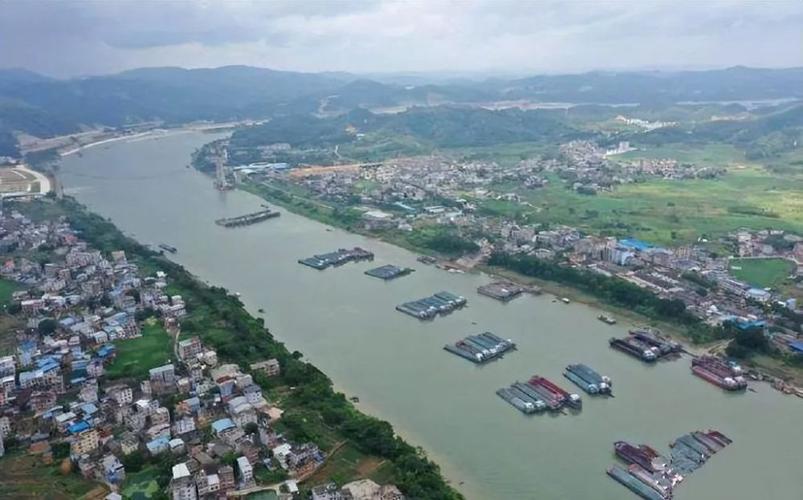 平陆运河是谁提出的?横县西津学校怎么收费-图1 平陆运河是谁提出的?横县西津学校怎么收费-图1