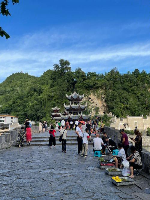 镇远古城可以开车进去吗?镇远古镇停车收费-图2 镇远古城可以开车进去吗?镇远古镇停车收费-图2