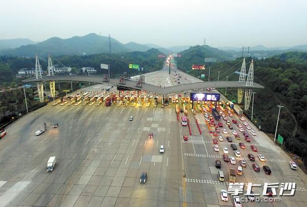 长沙有几个高速公路出口,分别在什么地方?2000年长沙收费站-图3 长沙有几个高速公路出口,分别在什么地方?2000年长沙收费站-图3