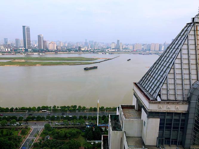 南昌赣江游泳哪里最好?赣江宾馆停车收费吗-图2 南昌赣江游泳哪里最好?赣江宾馆停车收费吗-图2