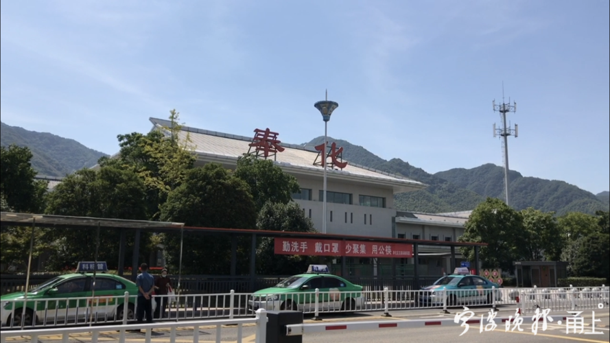 宁波奉化火车站附近能不能停车?收费吗?出去旅游,需要停一周左右麻?奉化火车站停车场收费-图2 宁波奉化火车站附近能不能停车?收费吗?出去旅游,需要停一周左右麻?奉化火车站停车场收费-图2