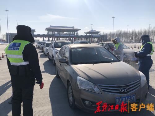 绥化开车到北京要多少公里,时间,过路费,油钱?黑龙江绥化收费站照片-图3 绥化开车到北京要多少公里,时间,过路费,油钱?黑龙江绥化收费站照片-图3