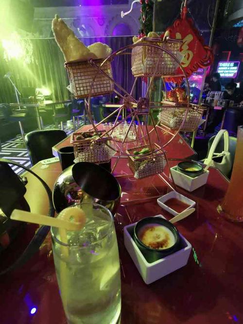 去普通酒吧两人要消费多少钱?静吧一般是怎么收费的-图2 去普通酒吧两人要消费多少钱?静吧一般是怎么收费的-图2