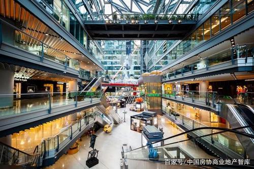 redvicutu什么价位？乔福芳草地停车场收费-图3