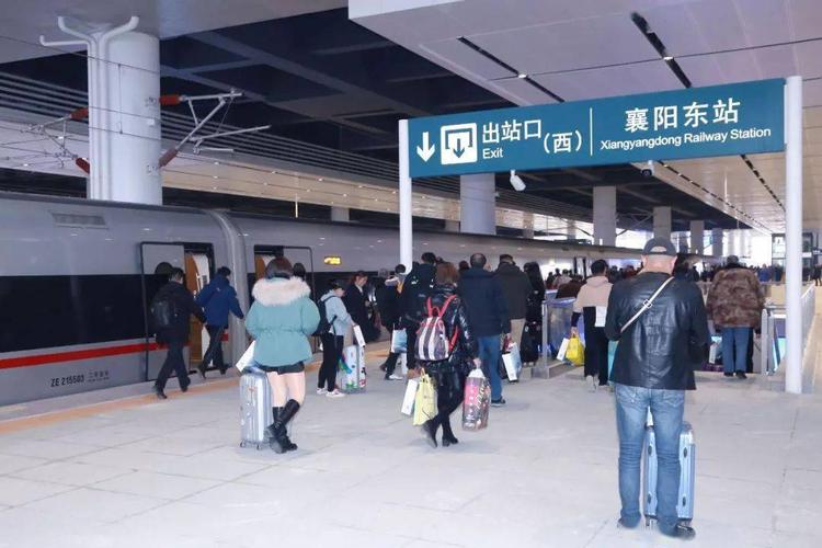 襄阳东站接人车停p1还是p2方便?襄阳高铁站停车收费标准-图3 襄阳东站接人车停p1还是p2方便?襄阳高铁站停车收费标准-图3