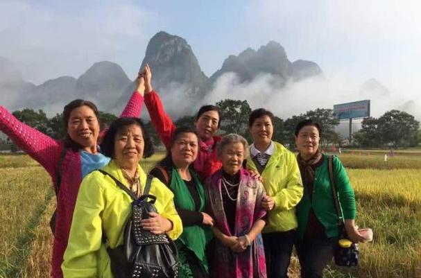 老年旅游团是国家补贴吗?跟团游小孩收费吗-图3 老年旅游团是国家补贴吗?跟团游小孩收费吗-图3
