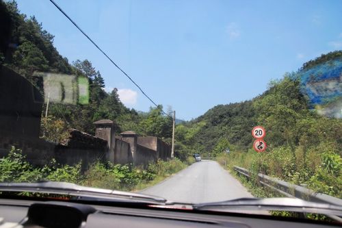 南京到莫干山自驾游攻略？南京市青石街停车收费