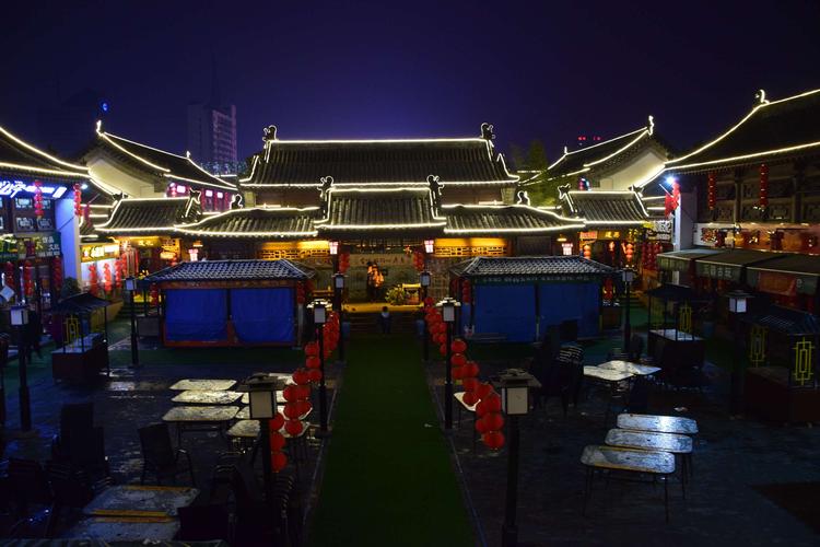 南阳小吃街除了府衙还有哪里?南阳府衙小吃街收费吗-图2 南阳小吃街除了府衙还有哪里?南阳府衙小吃街收费吗-图2