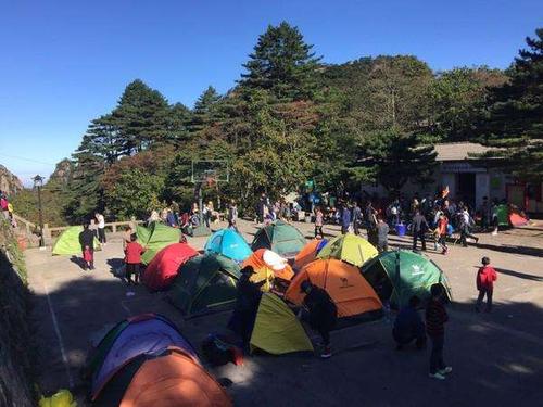 黄山山顶自带帐篷住宿攻略?黄山山顶上开水收费-图2 黄山山顶自带帐篷住宿攻略?黄山山顶上开水收费-图2