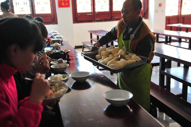 深圳弘法寺怎么吃斋饭？斋饭收费