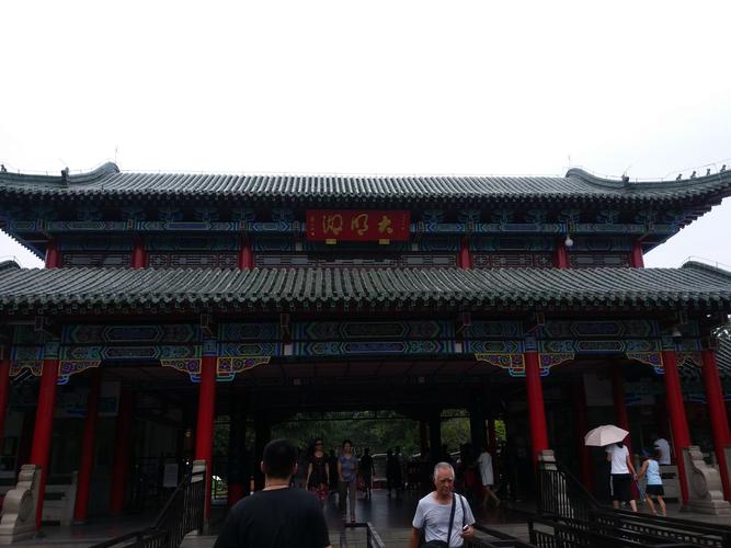 大明湖北门有停车场吗?大明湖北门收费吗-图3 大明湖北门有停车场吗?大明湖北门收费吗-图3