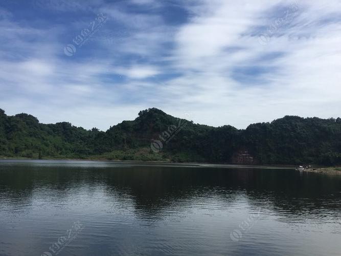 都江堰周边那里可以野钓?蒲江长滩湖钓鱼收费-图2 都江堰周边那里可以野钓?蒲江长滩湖钓鱼收费-图2
