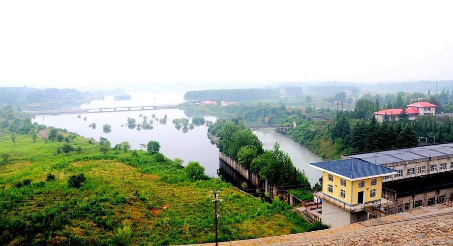 信阳北湖公园开放时间？信阳北湖风景区收费吗
