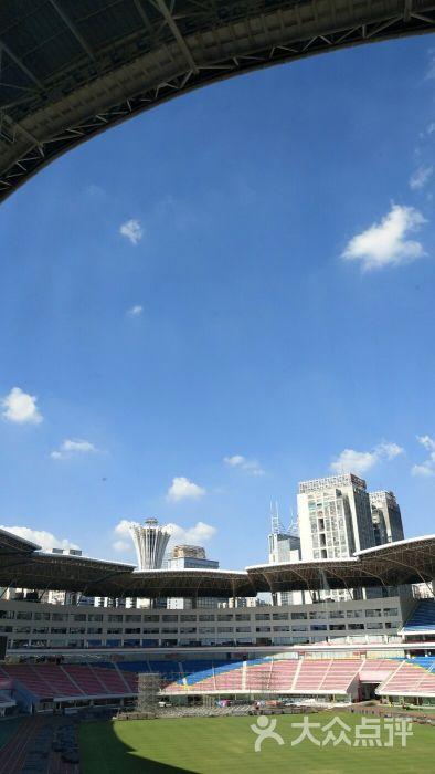 华银生态园夏季有人玩吗?贺龙体育馆南门停车收费-图2 华银生态园夏季有人玩吗?贺龙体育馆南门停车收费-图2