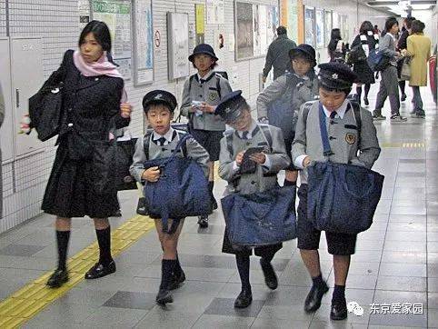 日本如何对小学生进行性教育?东京地铁小宝宝收费吗-图2 日本如何对小学生进行性教育?东京地铁小宝宝收费吗-图2