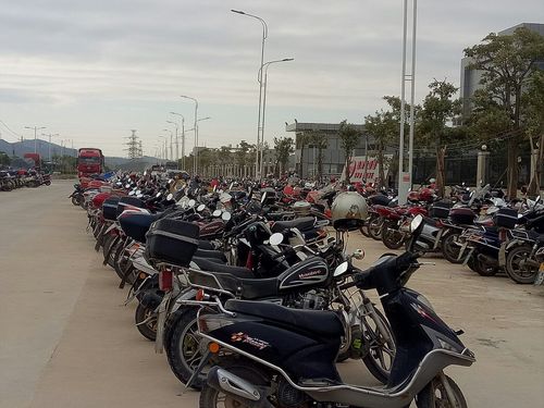 汕尾高铁站可以停摩托车吗？汕尾火车站停车场收费