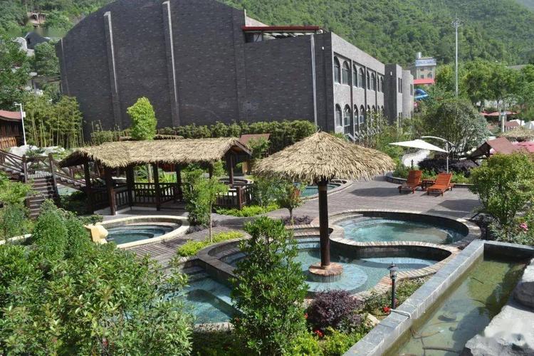 十堰温泉排名榜?房县天悦温泉单间怎么收费-图3 十堰温泉排名榜?房县天悦温泉单间怎么收费-图3