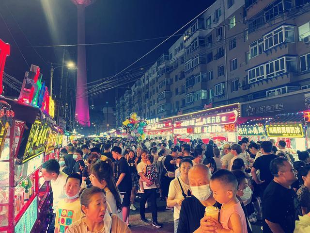 沈阳兴顺夜市和彩电塔夜市哪个好？沈阳彩塔夜市哪位置收费