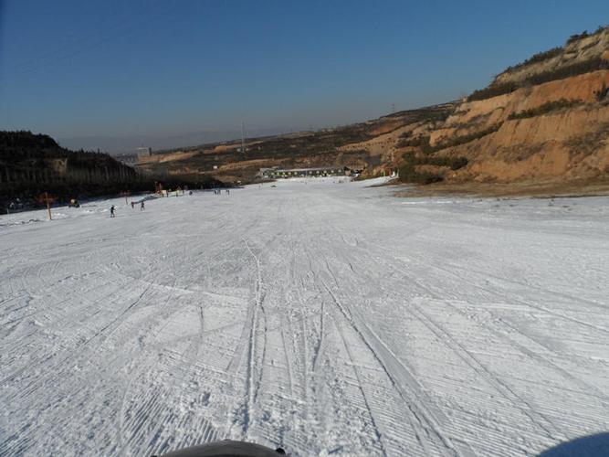 太原环境最好的滑雪场是哪个,最高级的?曦岭滑雪场教练收费-图3 太原环境最好的滑雪场是哪个,最高级的?曦岭滑雪场教练收费-图3