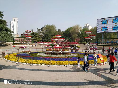 锦州紫荆山公园收费吗?紫荆广场地下停车场什么时候收费-图3 锦州紫荆山公园收费吗?紫荆广场地下停车场什么时候收费-图3