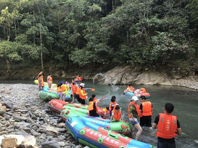 大围山峡谷漂流自驾游攻略？高速过山洞收费吗