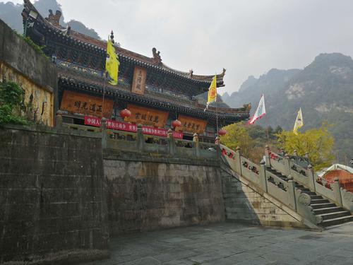 武当山停车最便宜的地方?武当山金顶额外收费-图3 武当山停车最便宜的地方?武当山金顶额外收费-图3