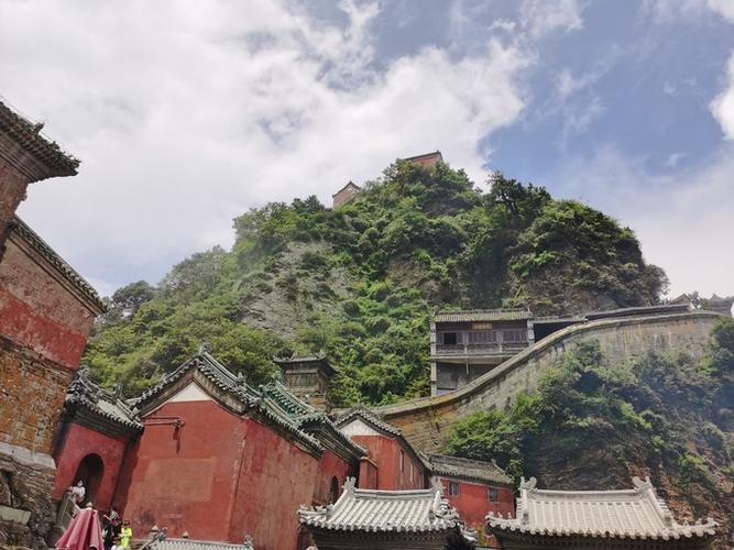 武当山停车最便宜的地方?武当山金顶额外收费-图1 武当山停车最便宜的地方?武当山金顶额外收费-图1