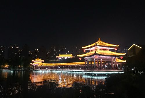 大唐芙蓉园怎么逛?法门寺收费站夜景-图3 大唐芙蓉园怎么逛?法门寺收费站夜景-图3