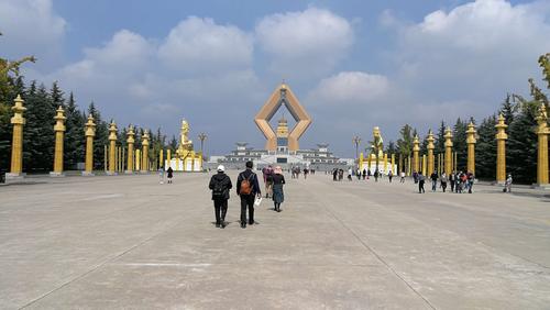 银昆高速沿途景点?法门寺佛光大道收费吗-图2 银昆高速沿途景点?法门寺佛光大道收费吗-图2