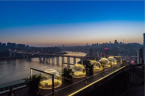 重庆雾屿高空江景酒店怎么样？重庆空中餐厅人均收费