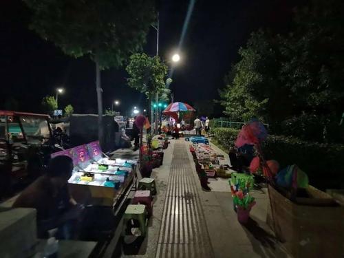 夜市摆摊的费用?岫岩夜市怎么收费-图2 夜市摆摊的费用?岫岩夜市怎么收费-图2