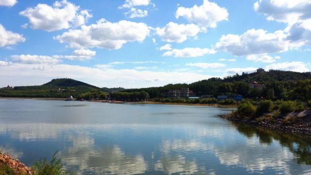 孟家岭大架山收费吗？二龙湖风景区收费么