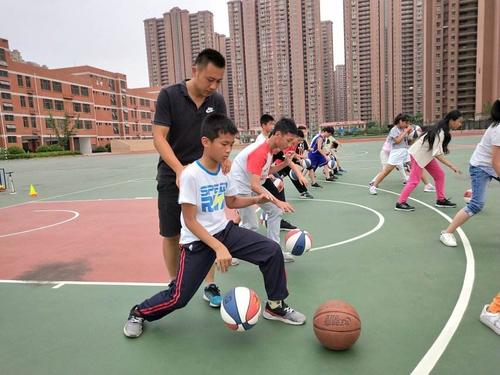 云谷路小学和万慈小学哪个好?合肥室内收费篮球馆-图3 云谷路小学和万慈小学哪个好?合肥室内收费篮球馆-图3