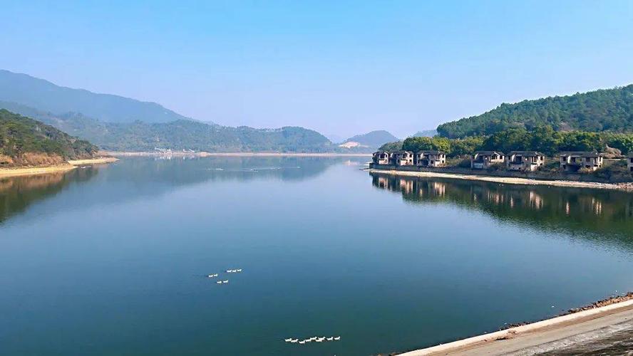 寒山岭风景区介绍？万州区龙安水库收费吗