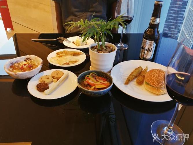 大连富力希尔顿酒店早餐价格?大连希尔顿 泳池 收费-图2 大连富力希尔顿酒店早餐价格?大连希尔顿 泳池 收费-图2