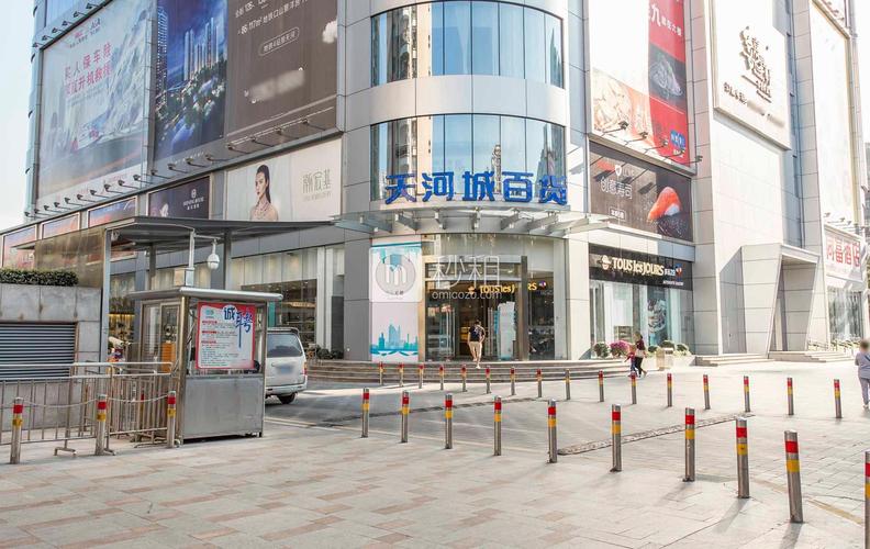 请问东圃天银国际商贸大厦有多少车位呢？东圃天银大厦停车收费