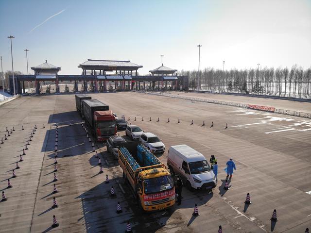 哈同高速佳木斯飞机场南出口能通车吗？哈同公路收费站