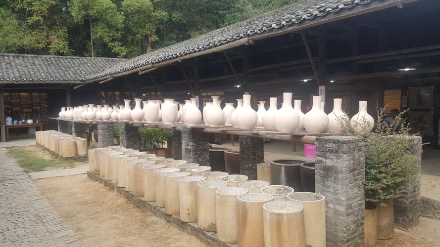 景德镇有适合孩子玩陶艺的地方吗?景德镇收费钓鱼的地方-图2 景德镇有适合孩子玩陶艺的地方吗?景德镇收费钓鱼的地方-图2
