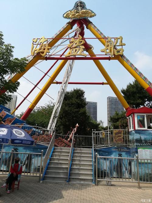 唐山南湖游乐场在几号门?南湖南广场停车收费标准-图3 唐山南湖游乐场在几号门?南湖南广场停车收费标准-图3