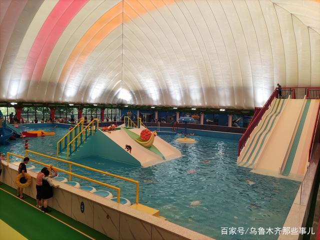 乌鲁木齐水上乐园需要穿泳衣吗?乌鲁木齐水上乐园收费-图2 乌鲁木齐水上乐园需要穿泳衣吗?乌鲁木齐水上乐园收费-图2