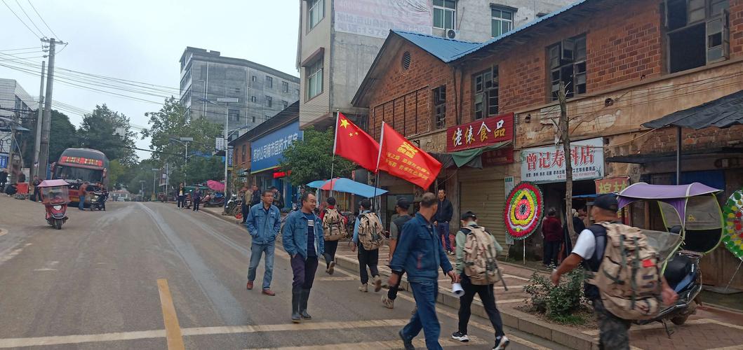 郴州火车站西到蓝山县楠市镇甘溪村坐车怎么坐?永州楠市高速收费站-图3 郴州火车站西到蓝山县楠市镇甘溪村坐车怎么坐?永州楠市高速收费站-图3