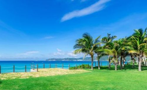 低消费的三个海边城市?海南的海滨游泳收费吗-图3 低消费的三个海边城市?海南的海滨游泳收费吗-图3